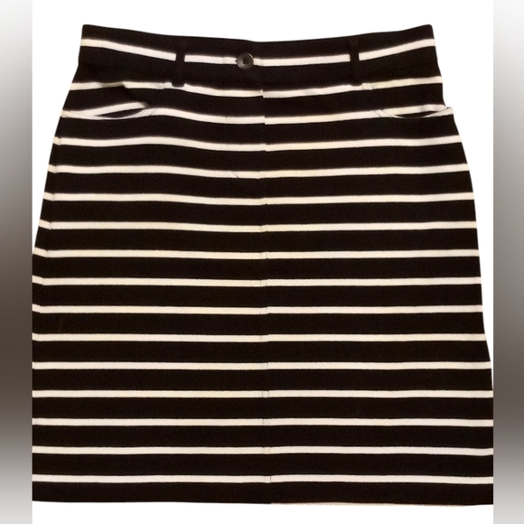 Talbot's -Black Skirt W/White Stripes, Belt Loops, Front Pockets,Pull On,Size SP - Picture 7 of 9